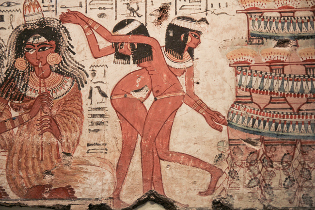 10 Curious Facts About Ancient Women in History