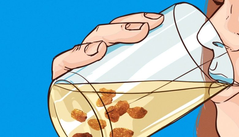 This Will Happens to Your Body If You Drink Raisin Water On Empty Stomach