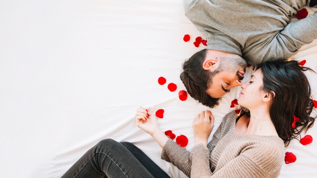 6 painful signs that really show that your partner loves you