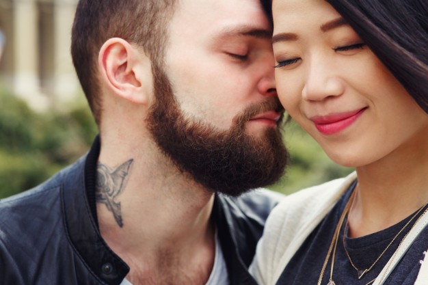 5 Reasons Why You Should NEVER Rush Into a Relationship