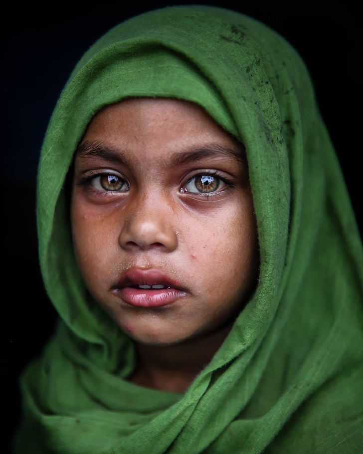 Photographer Captures the Character of Bangladesh in Emotional Portraits